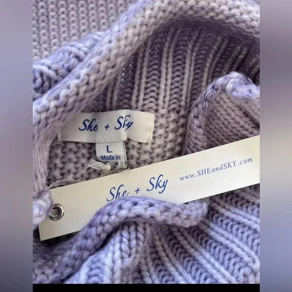 Purple women’s sweater she and sky size  Large New - Picture 8 of 13